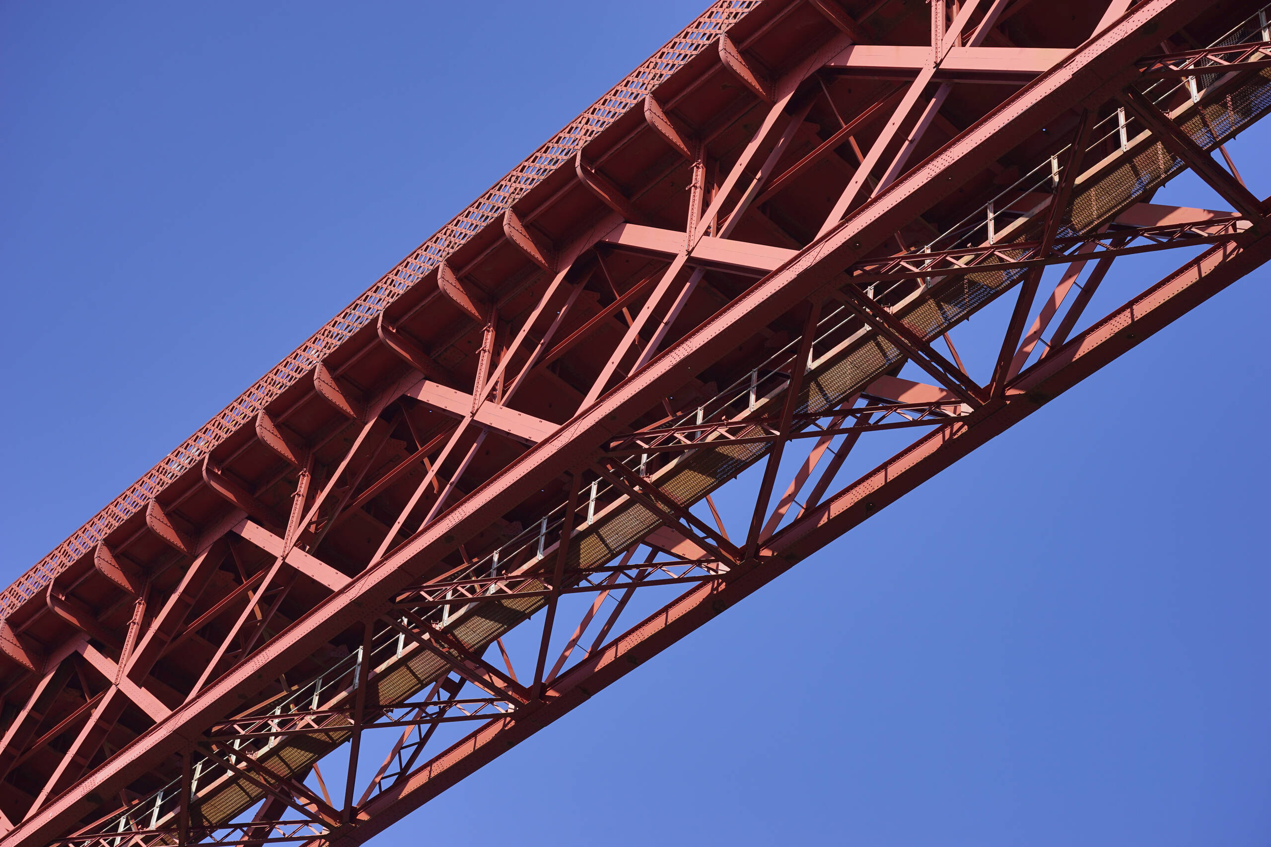 An image of Red Bridge.